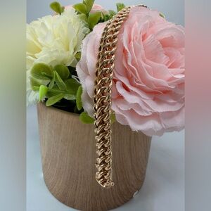 Elegant 14k Gold Chain Bracelet